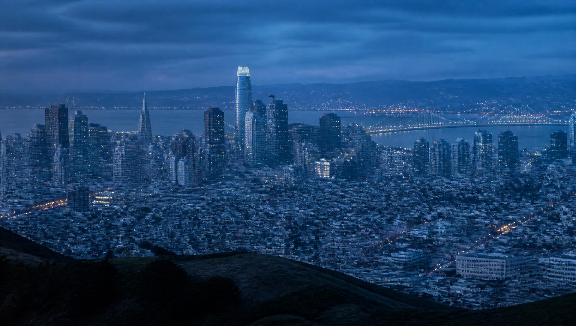 San Francisco skyline at dusk